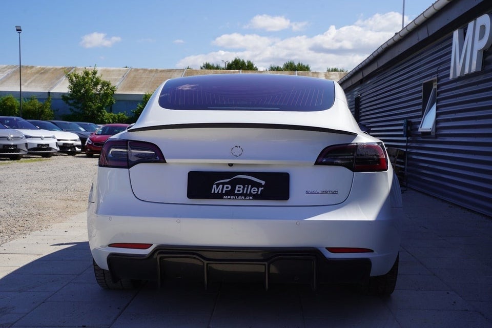 Tesla Model 3 Performance AWD 4d