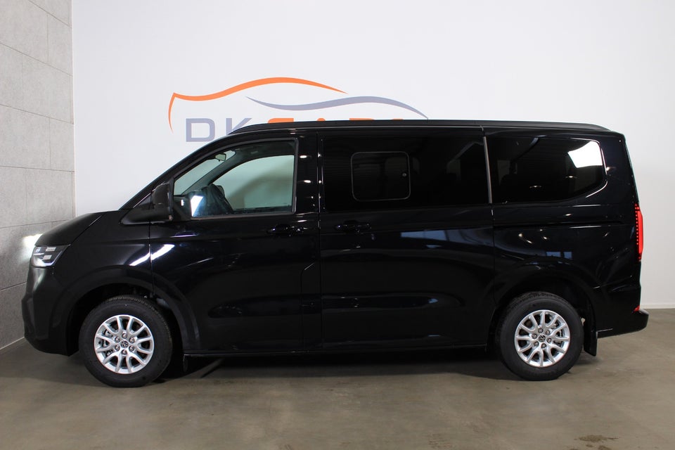 VW e-Caravelle 64 Style SWB