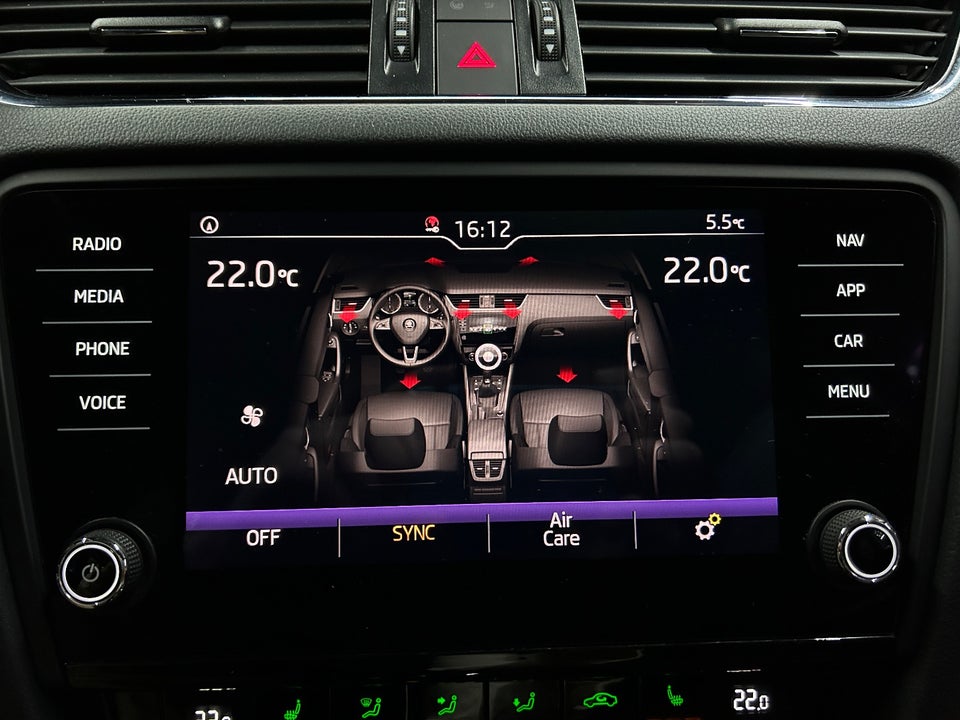 Skoda Octavia 2,0 TSi 190 Business Line Combi DSG 5d