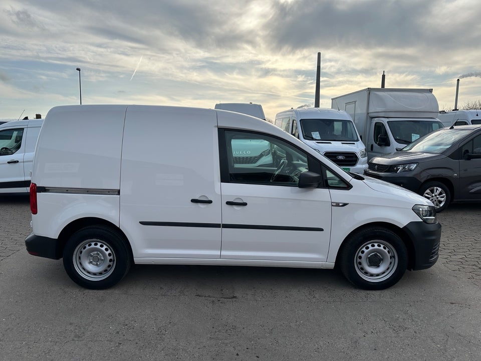 VW Caddy 2,0 TDi 102 BlueMotion Van 4d