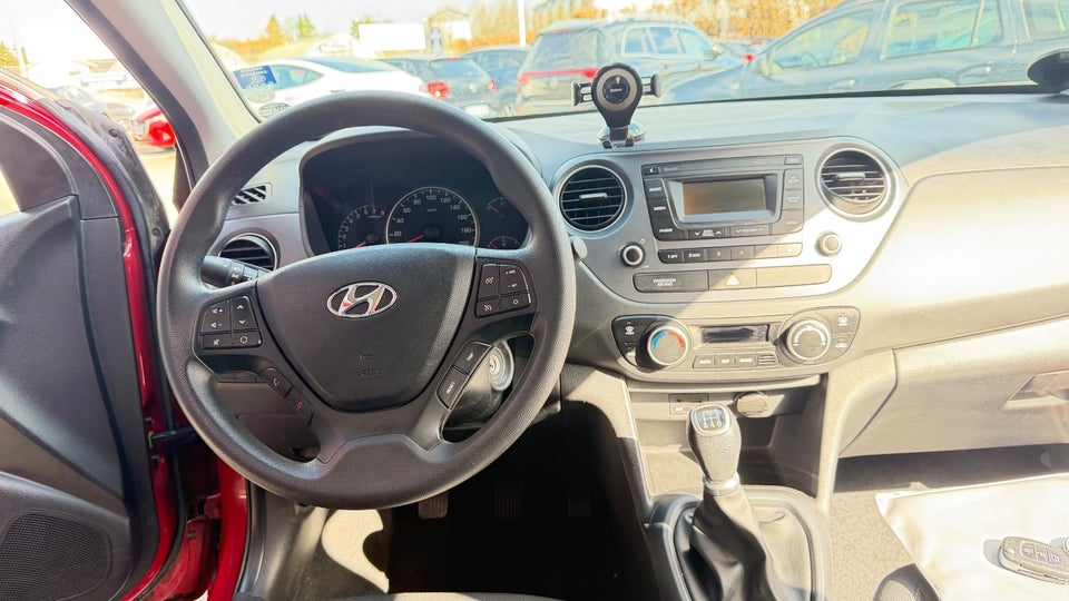 Hyundai i10 1,0 Touch 5d