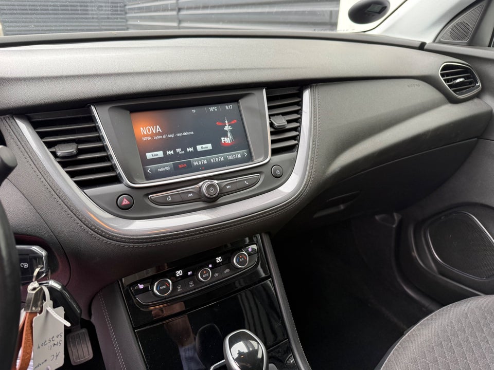 Opel Grandland X 1,2 T 130 Elegance aut. 5d