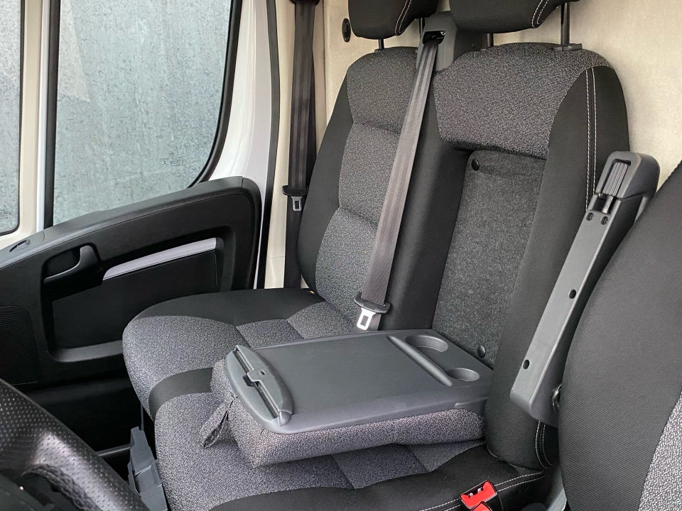 Fiat Ducato 33 2,3 MJT 140 Kassevogn L2H2 Pro+ aut.