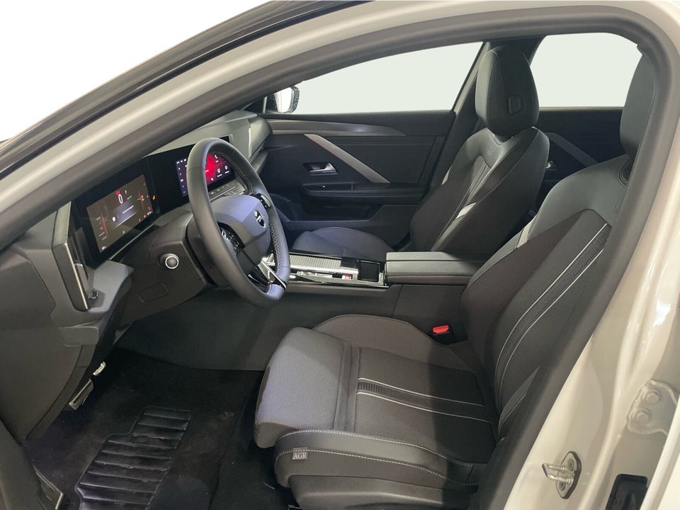 Opel Astra-e 54 GS Sports Tourer 5d