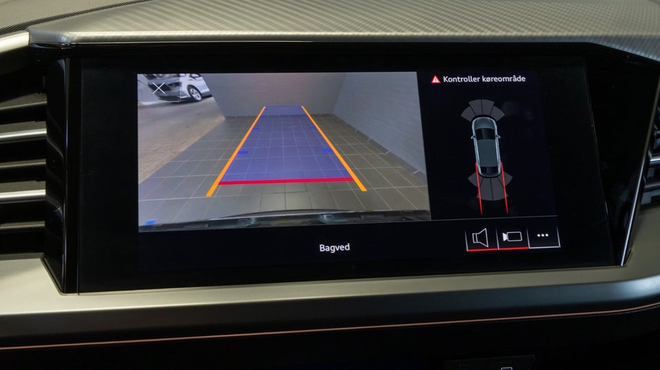 Audi Q4 e-tron 40 S-line Sportback 5d