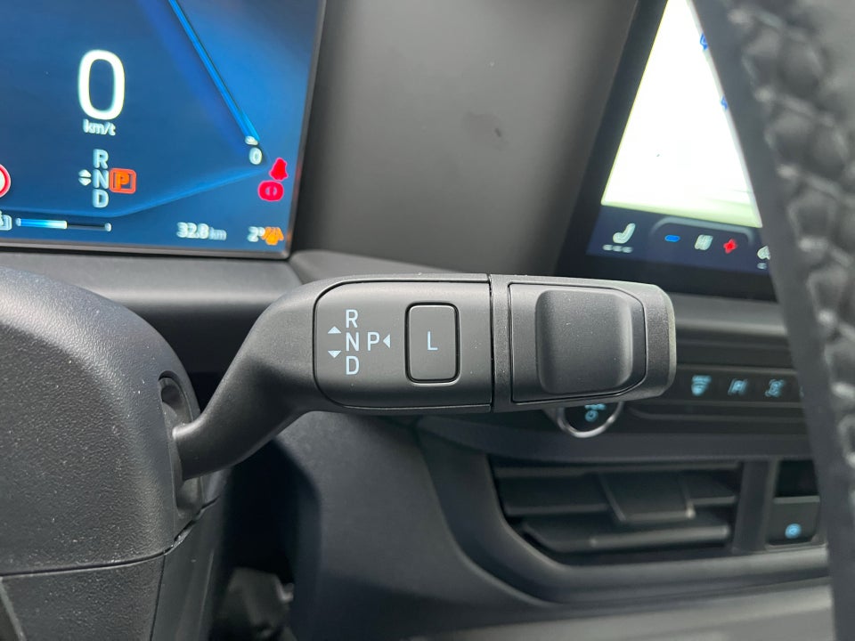 Ford E-Transit Custom 340L 64 Trend