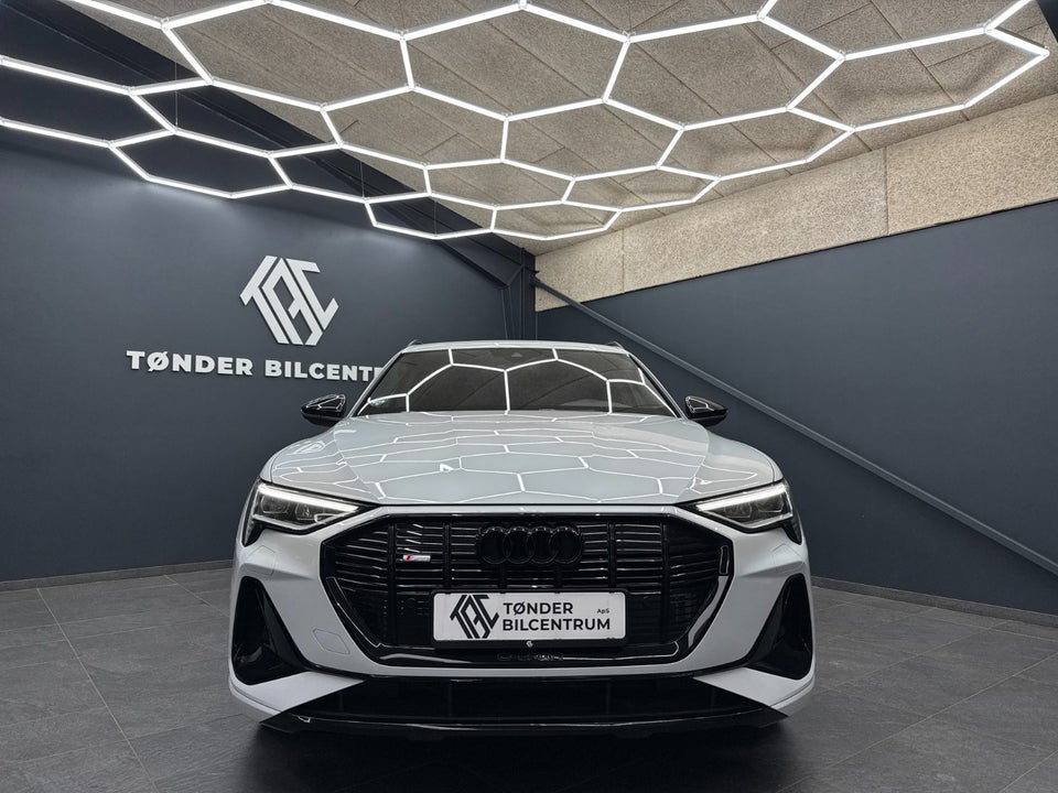 Audi e-tron 50 Black Edition S-line quattro 5d