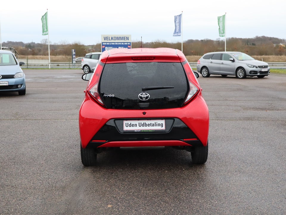 Toyota Aygo 1,0 VVT-i x-clusiv 5d