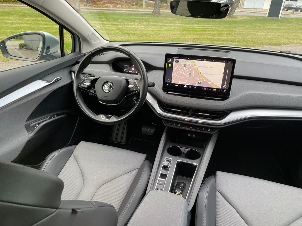 Skoda Enyaq 60 iV Plus 5d