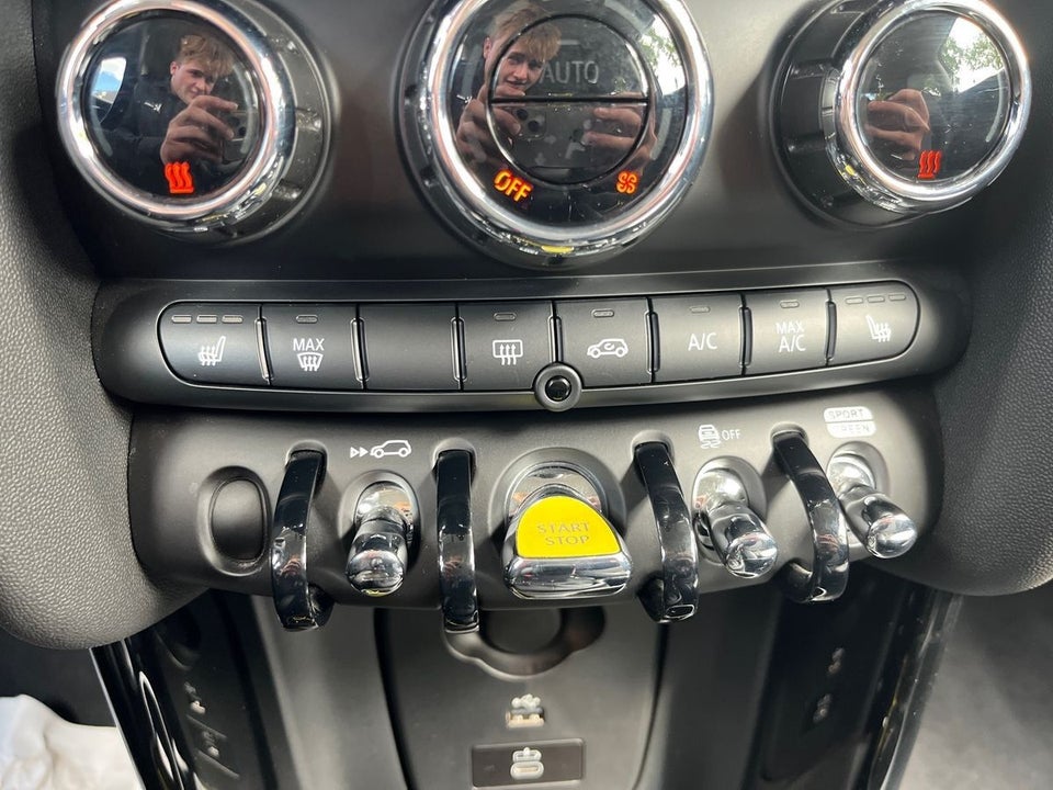 MINI Cooper SE Edition Premium Plus 3d