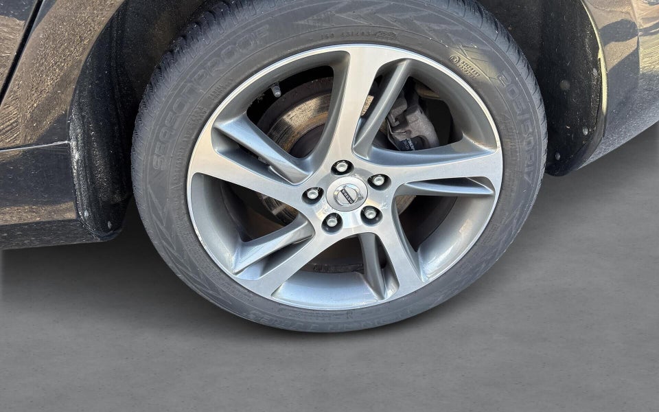 Volvo V40 1,5 T3 152 Momentum aut. 5d