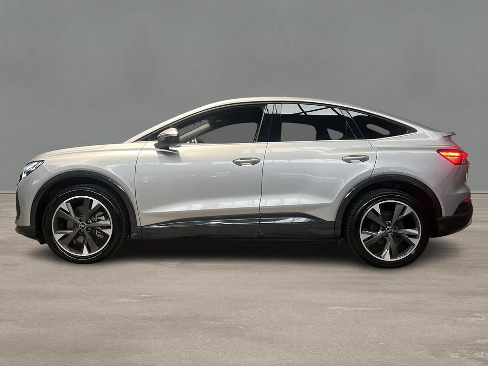 Audi Q4 e-tron 45 Advanced Sportback 5d