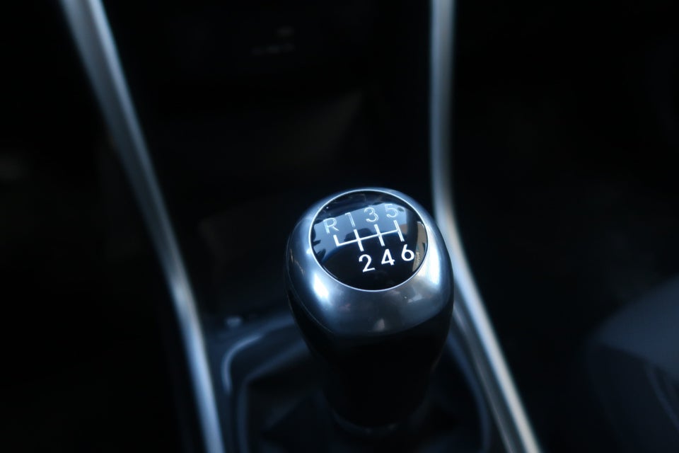 Hyundai i30 1,6 CRDi 110 Premium CW 5d