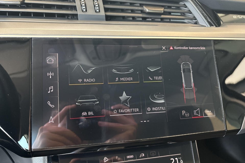 Audi e-tron 50 quattro 5d