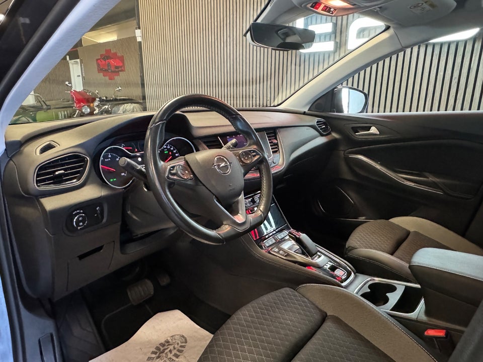Opel Grandland X 1,6 Hybrid Ultimate aut. 5d
