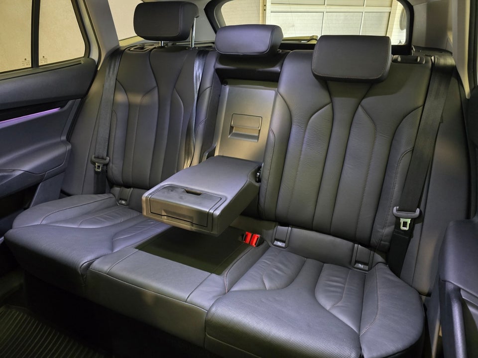 Skoda Enyaq 80 iV Selection Suite 5d