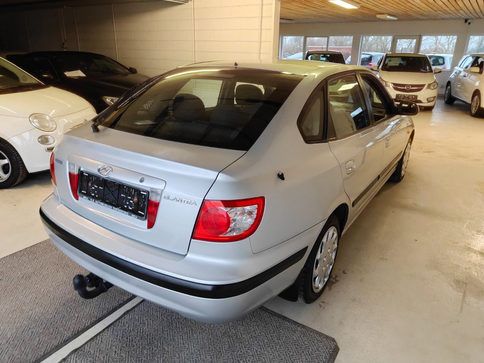 Hyundai Elantra 2,0 GLS Air 5d
