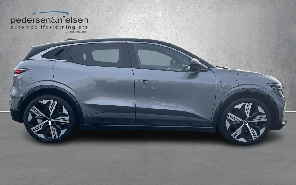 Renault Megane E-Tech 60 Iconic 5d