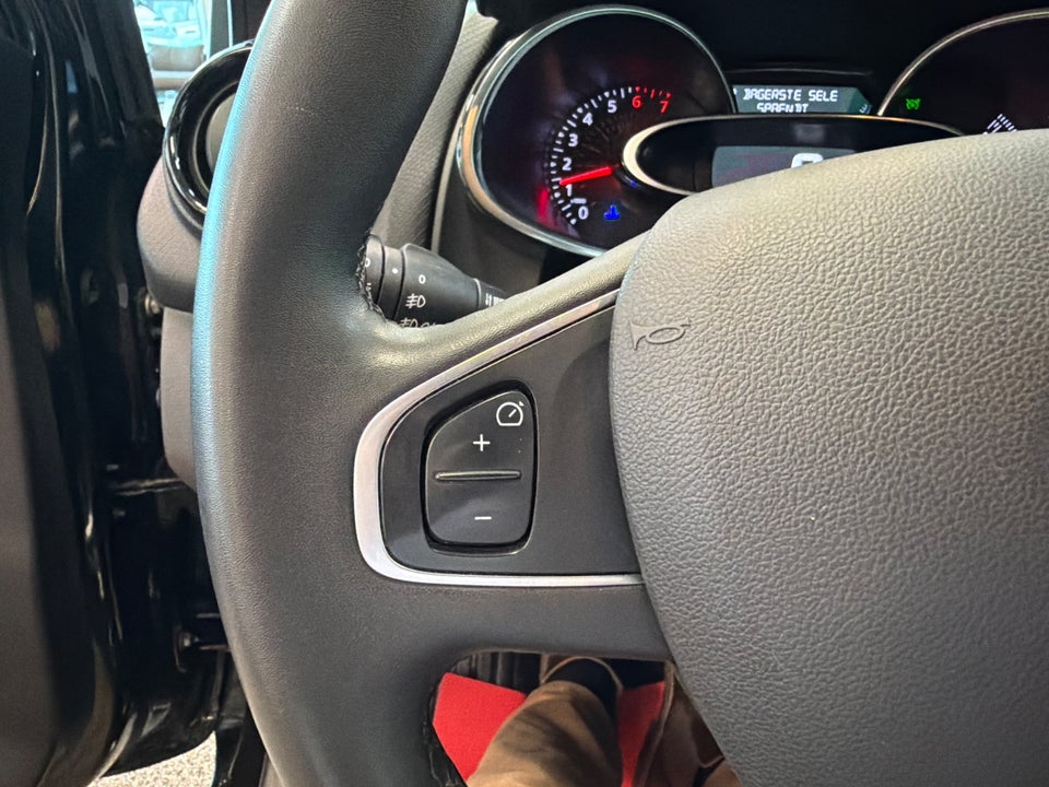 Renault Clio IV 0,9 TCe 75 Zen Sport Tourer 5d