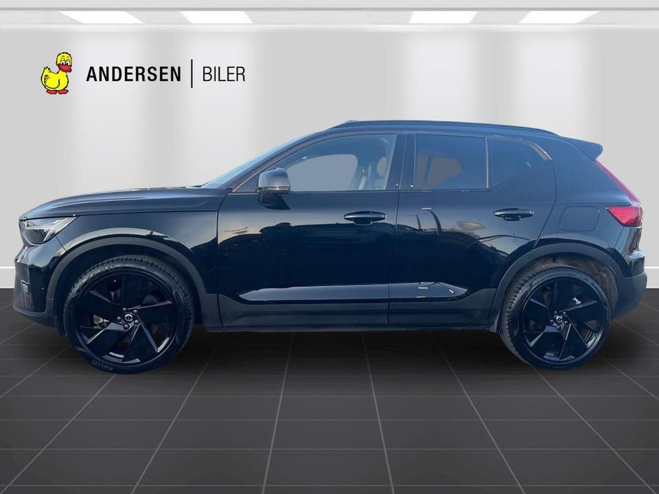 Volvo EX40 Extended Range Black Edition 5d