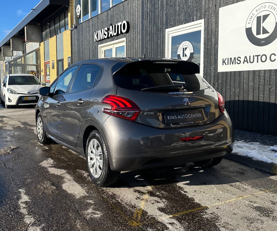 Peugeot 208 1,2 PureTech 82 Allure+ 5d