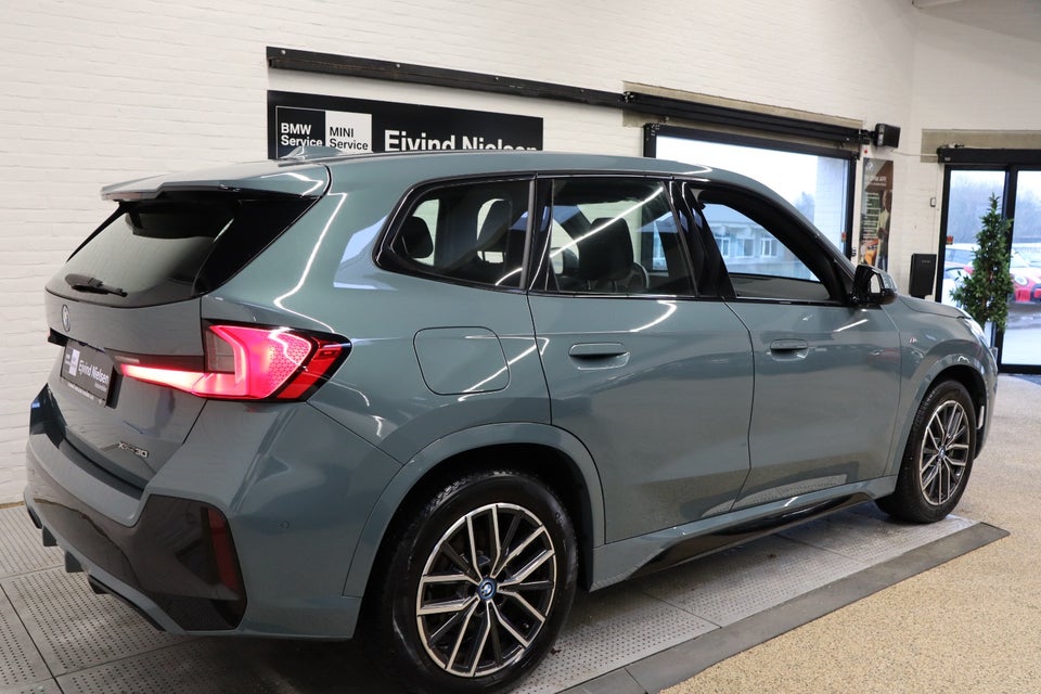 BMW iX1 xDrive30 M-Sport Premium 5d