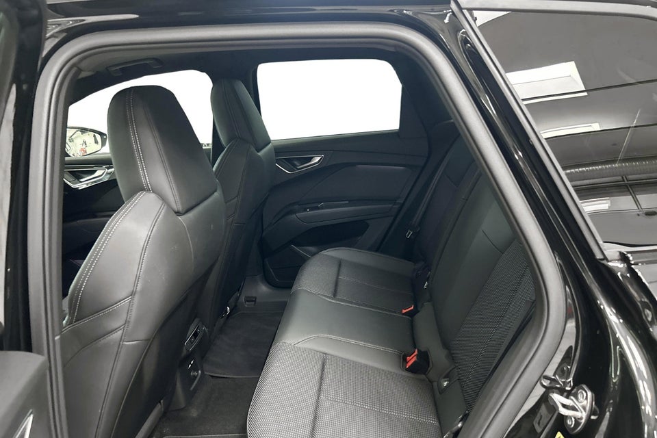 Audi Q4 e-tron 45 S-line Edition 5d