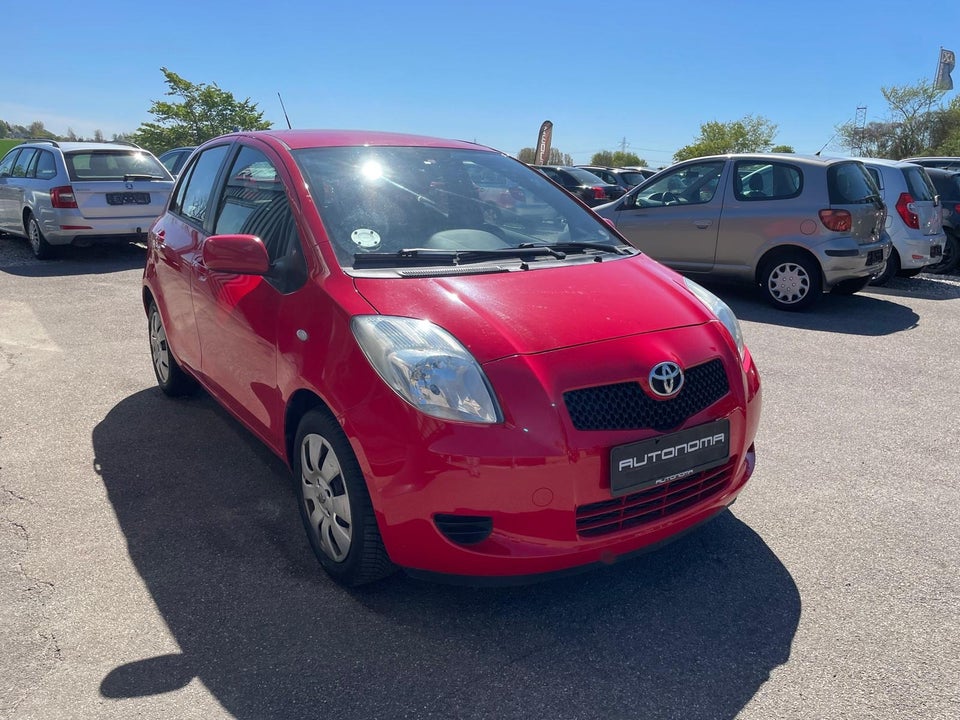 Toyota Yaris 1,3 Luna 5d