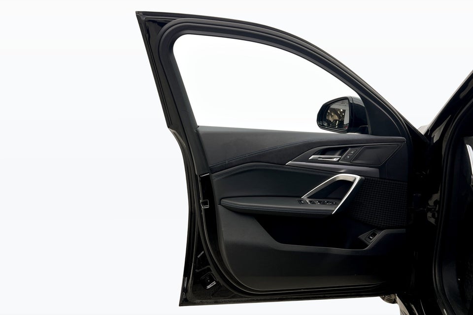 BMW iX2 eDrive20 M-Sport 5d