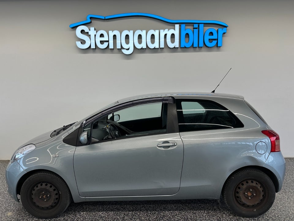 Toyota Yaris 1,3 Luna M/M 3d