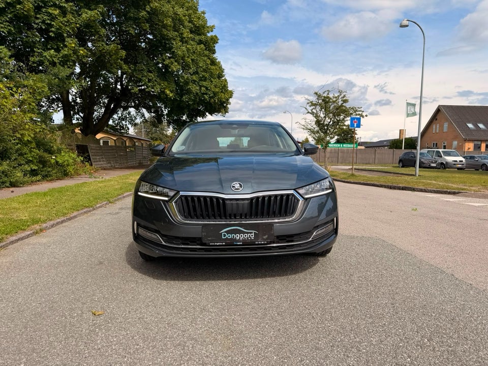 Skoda Octavia 1,4 TSi iV Plus DSG 5d