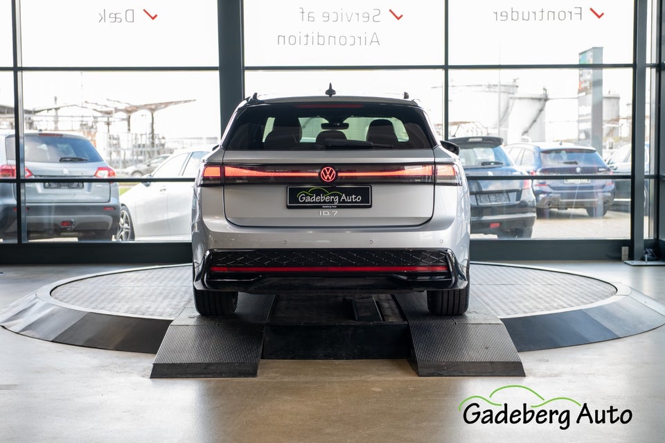 VW ID.7 77 Style Tourer 5d