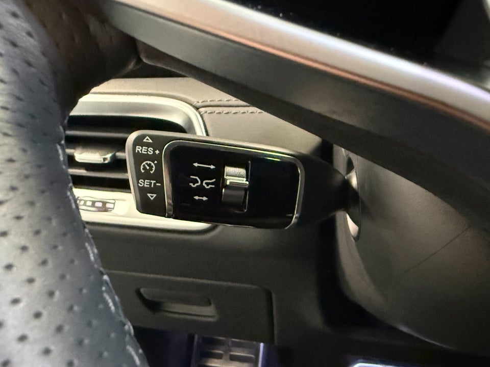 Hongqi E-HS9 84 Comfort 5d
