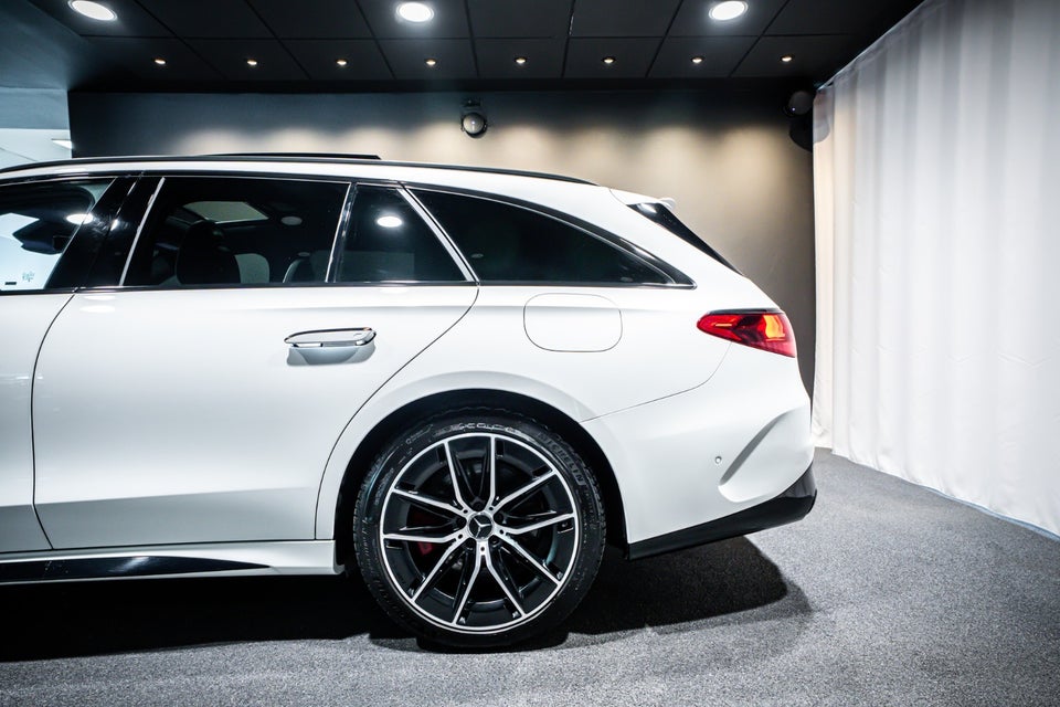 Mercedes E53 3,0 AMG Hybrid stc. aut. 4Matic+ 5d