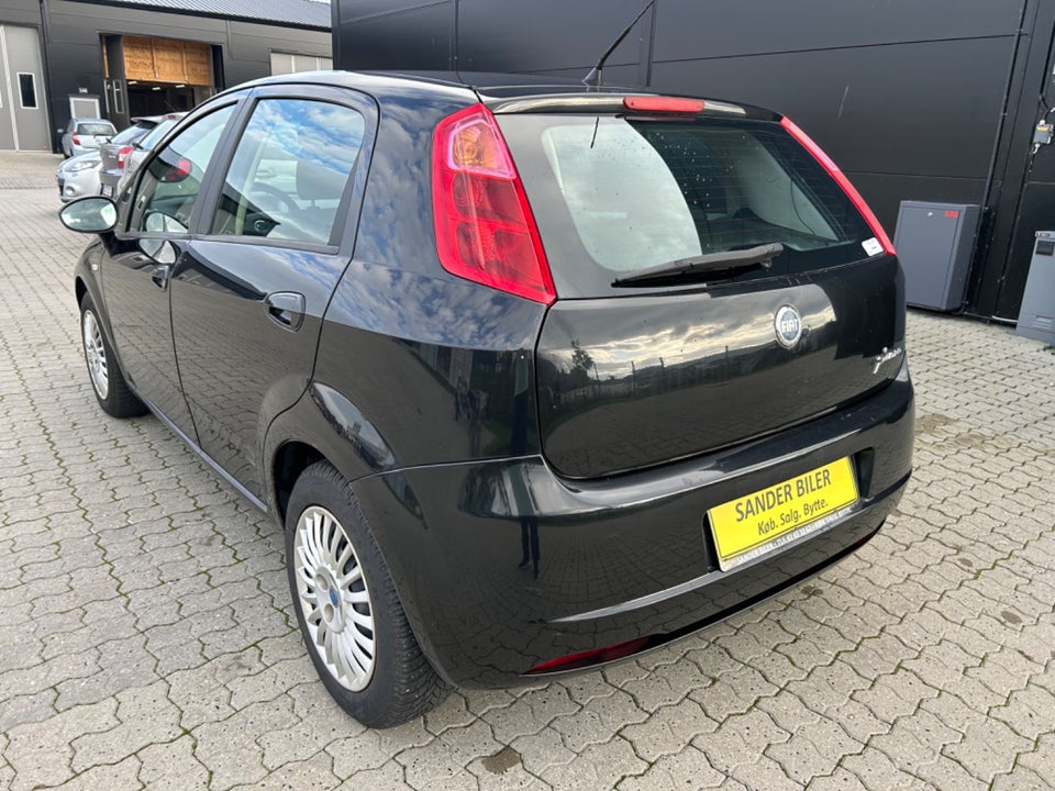 Fiat Grande Punto 1,4 Active 5d