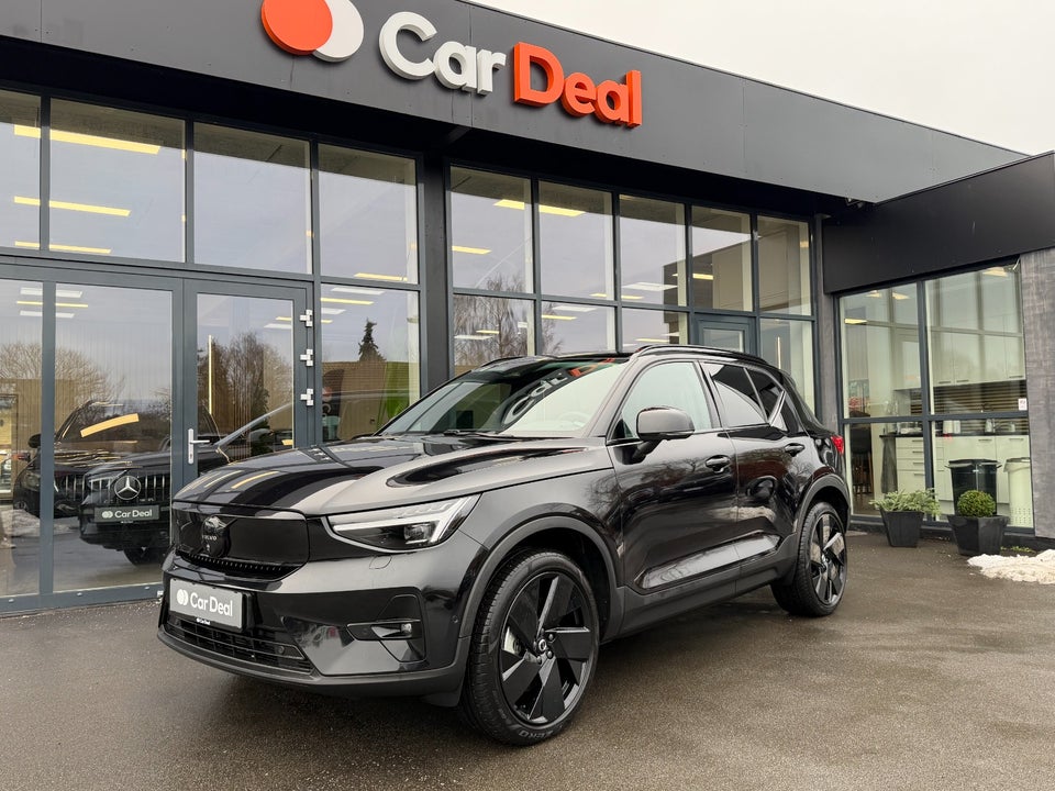 Volvo EX40 Extended Range Black Edition 5d