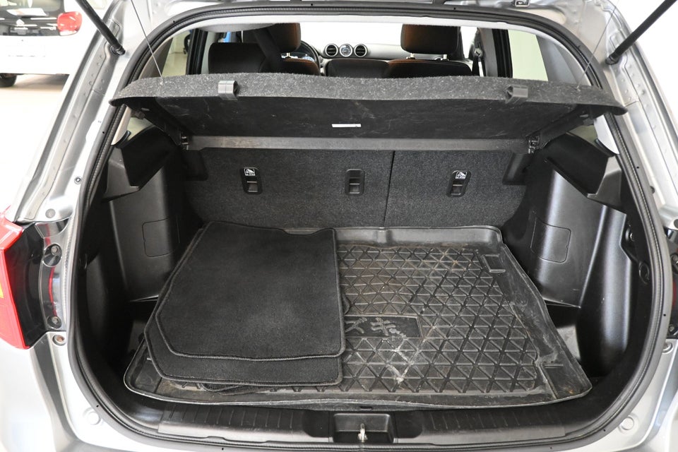 Suzuki Vitara 1,0 Boosterjet Active aut. 5d