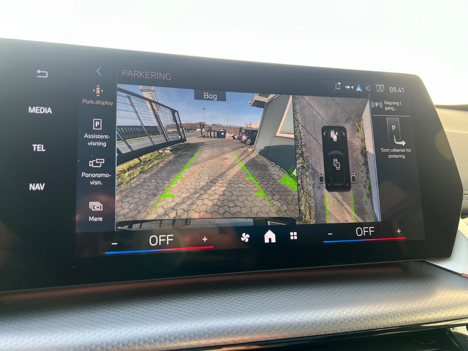 BMW iX1 xDrive30 M-Sport Premium 5d