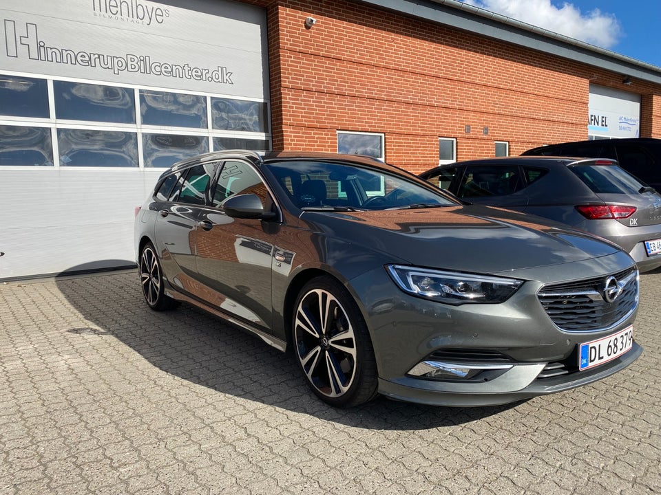 Opel Insignia 2,0 T 260 OPC Line Sports Tourer aut. 4x4 5d