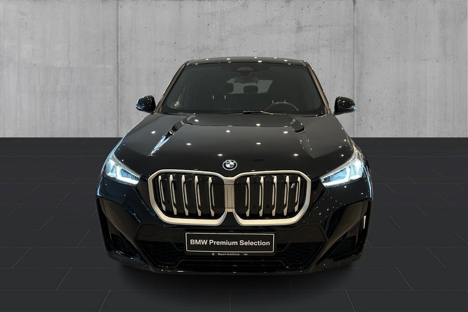BMW iX1 xDrive30 M-Sport 5d