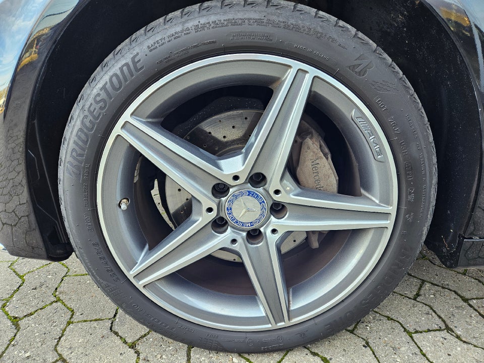 Mercedes C220 d 2,2 AMG Line stc. aut. 5d