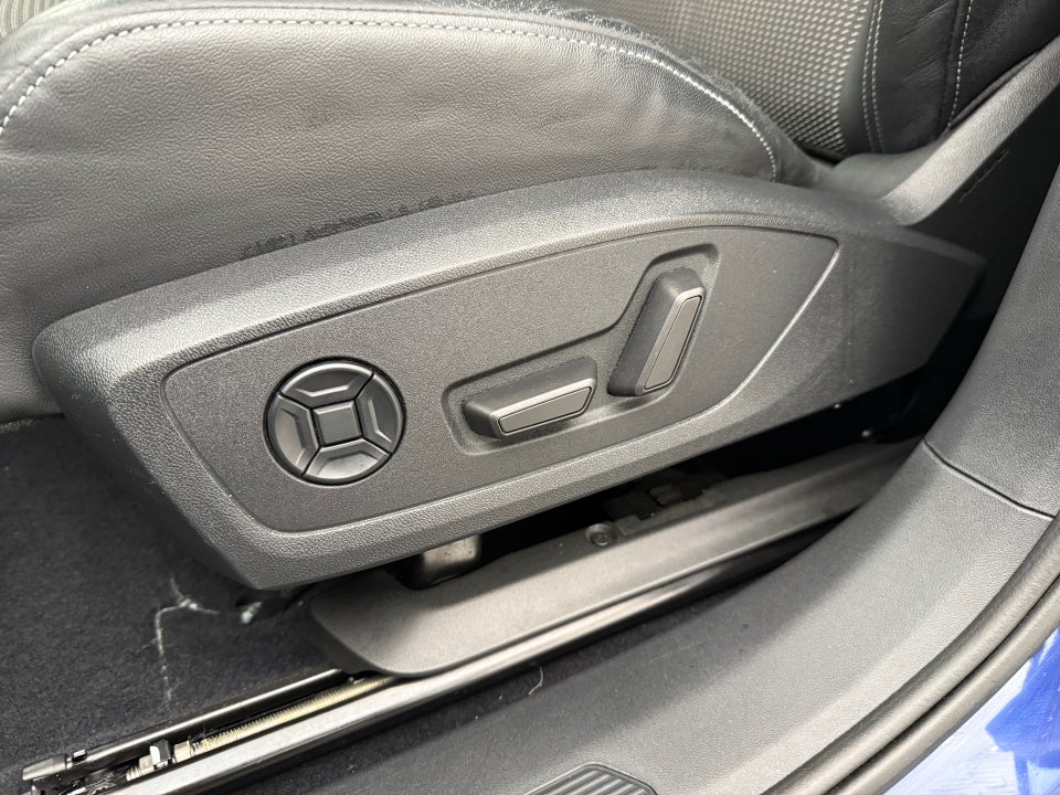 Audi Q4 e-tron 50 S-line Sportback quattro 5d