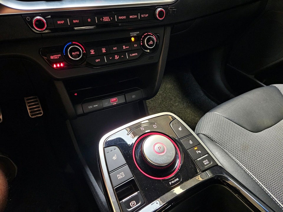 Kia e-Niro 64 Advance 5d