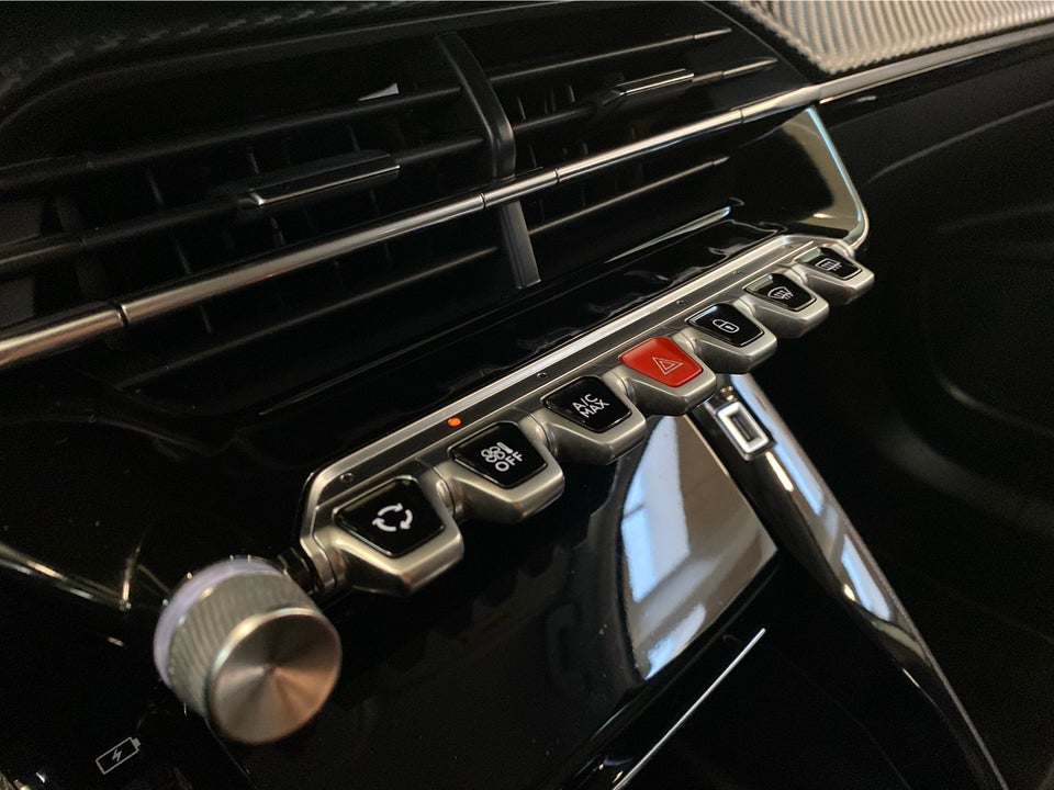 Peugeot e-2008 50 Allure Pack 5d