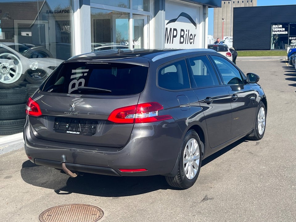 Peugeot 308 1,5 BlueHDi 130 Style SW 5d