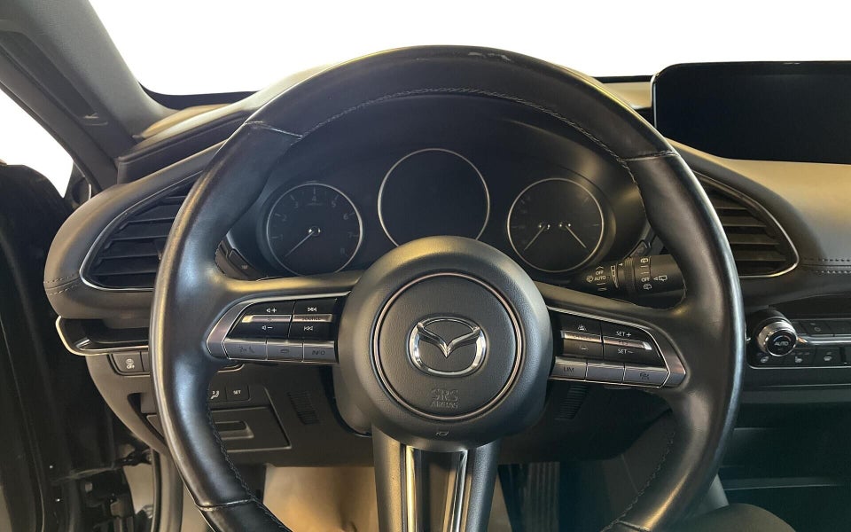 Mazda 3 2,0 e-SkyActiv-G 150 Cosmo aut. 5d