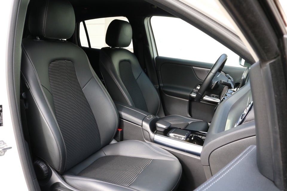 Mercedes EQA250 Progressive 5d