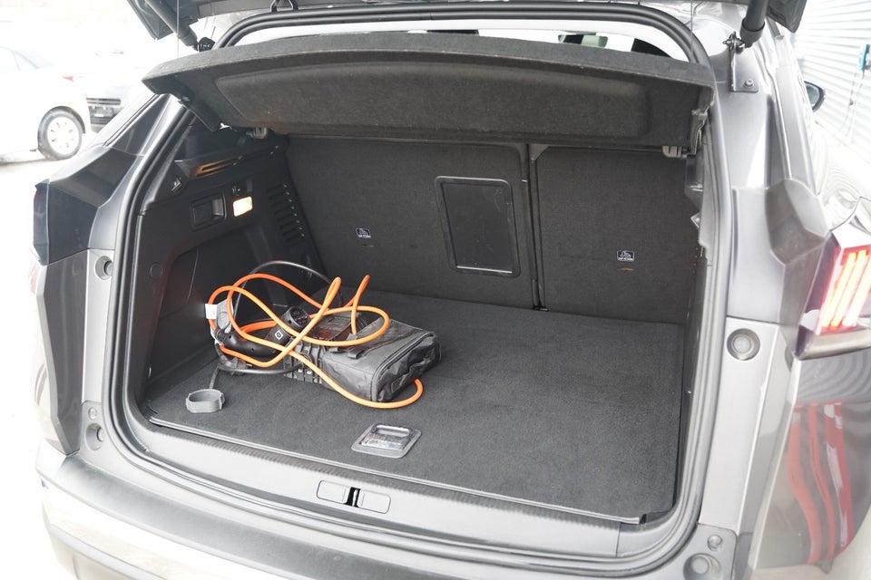 Peugeot 3008 1,6 Hybrid Selection Sport EAT8 5d