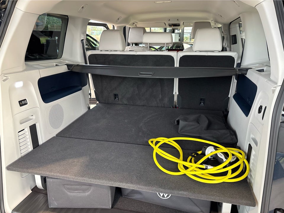 VW ID.Buzz 77 Style SWB 5d