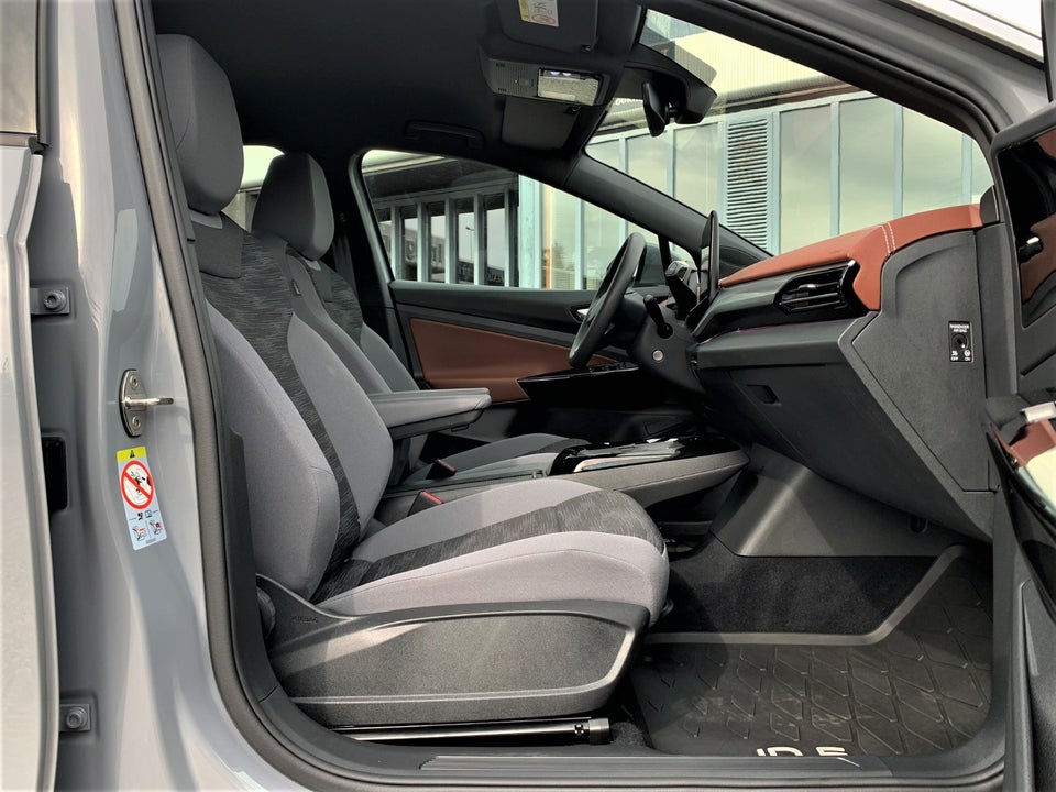 VW ID.5 77 Pro Performance 5d